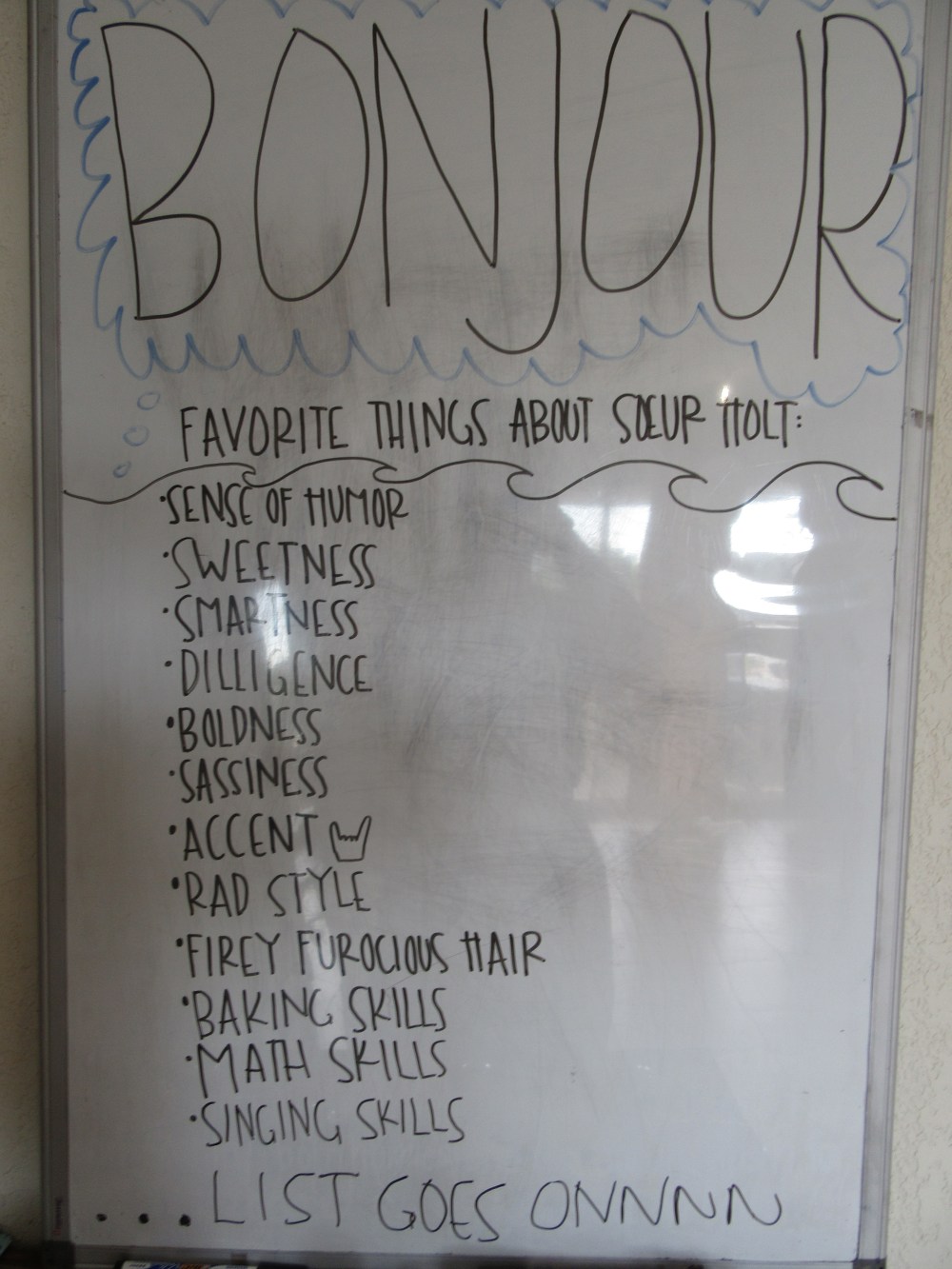 she is so cute n'est pas_